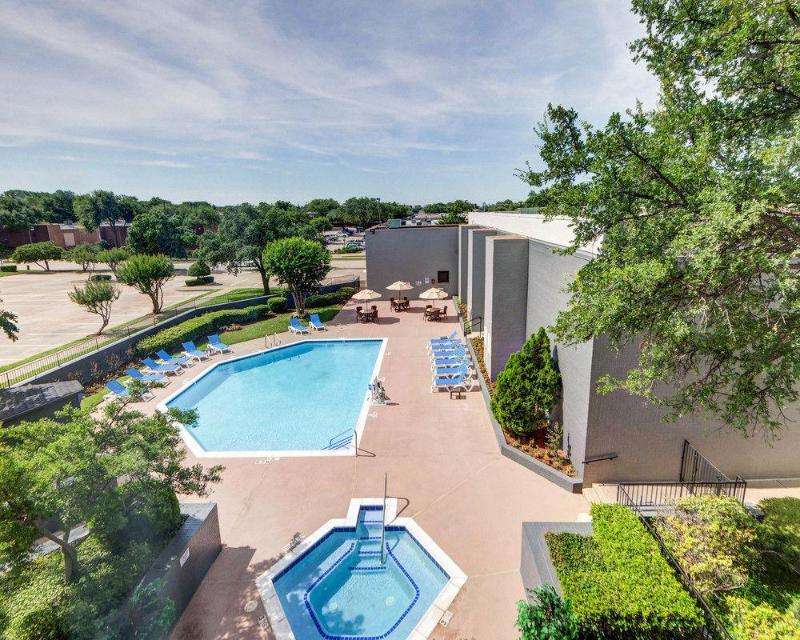 Holiday Inn Express & Suites Plano East - Richardson By Ihg Экстерьер фото