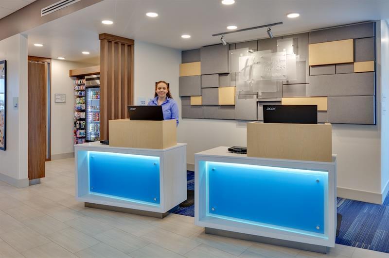 Holiday Inn Express & Suites Plano East - Richardson By Ihg Экстерьер фото